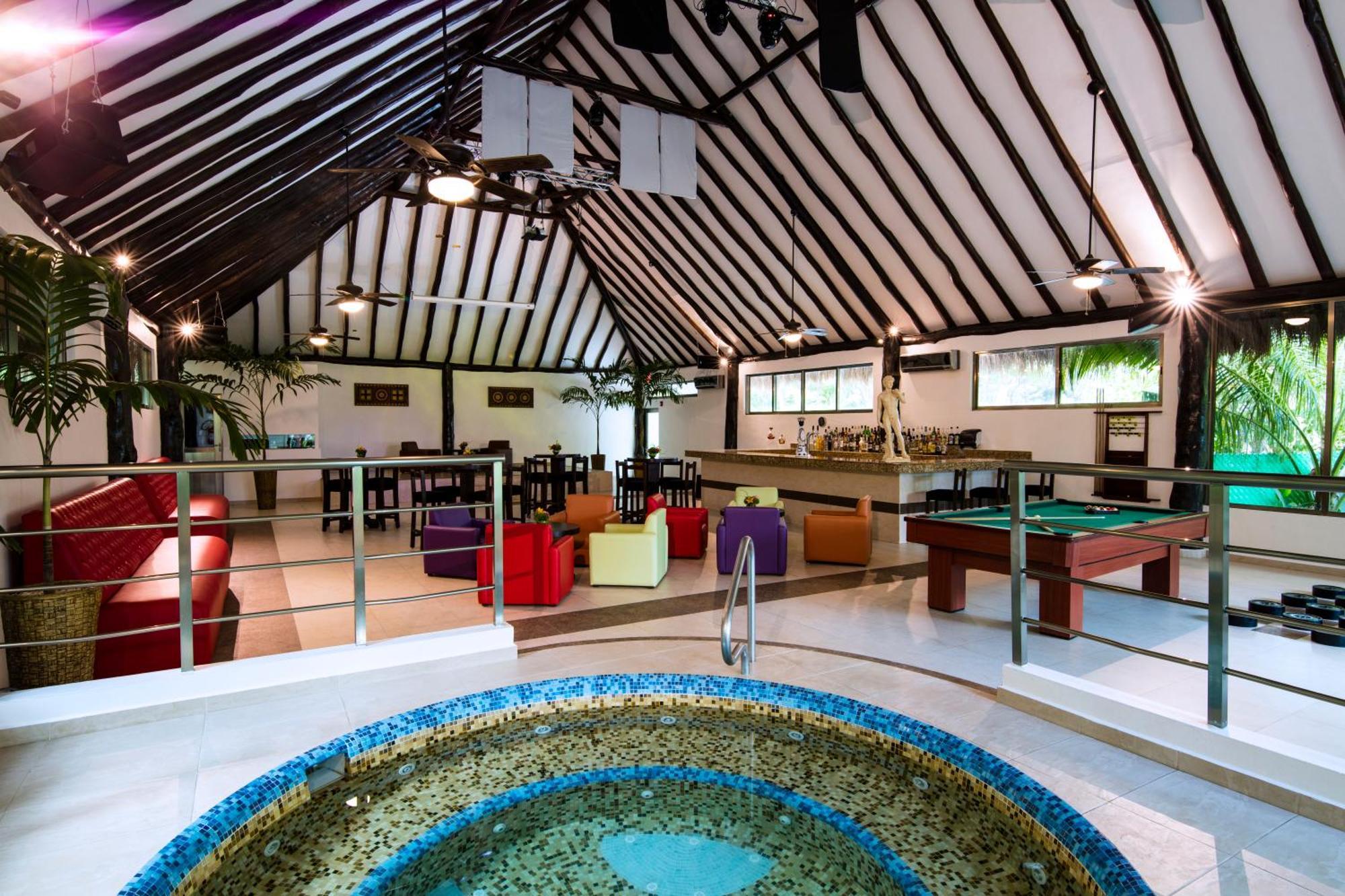 Hidden Beach Resort Au Naturel Adults Only Catamaran, Cenote & More Inclusive Akumal Εξωτερικό φωτογραφία