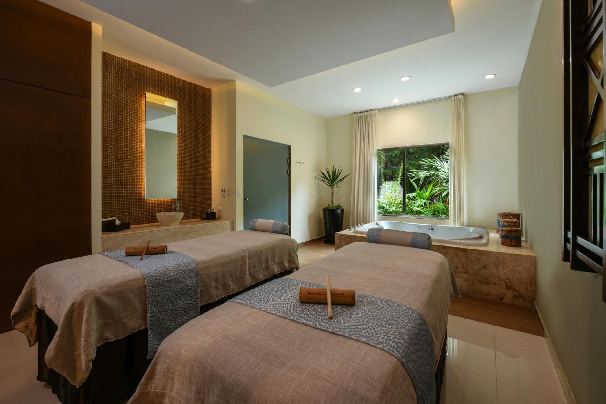 Hidden Beach Resort Au Naturel Adults Only Catamaran, Cenote & More Inclusive Akumal Εξωτερικό φωτογραφία