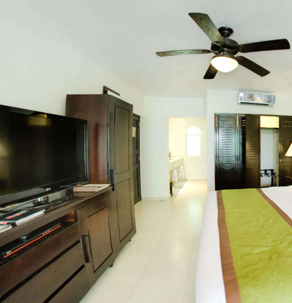 Hidden Beach Resort Au Naturel Adults Only Catamaran, Cenote & More Inclusive Akumal Εξωτερικό φωτογραφία